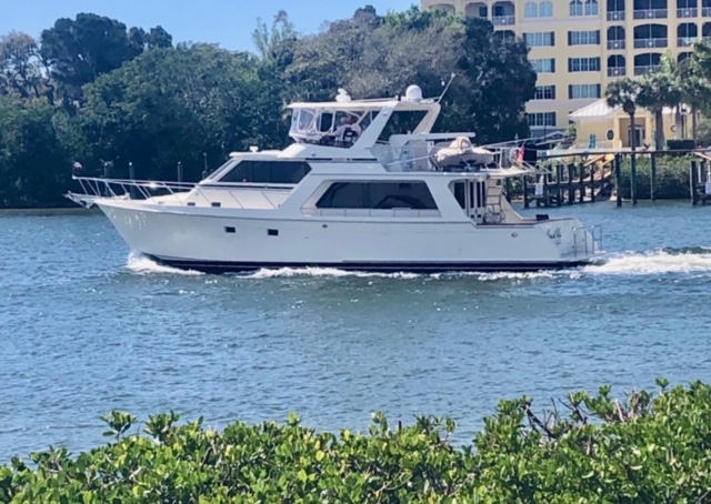 boat on teh water
