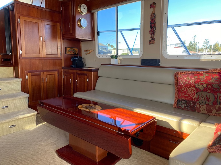 2007 41' American Tug Flybridge