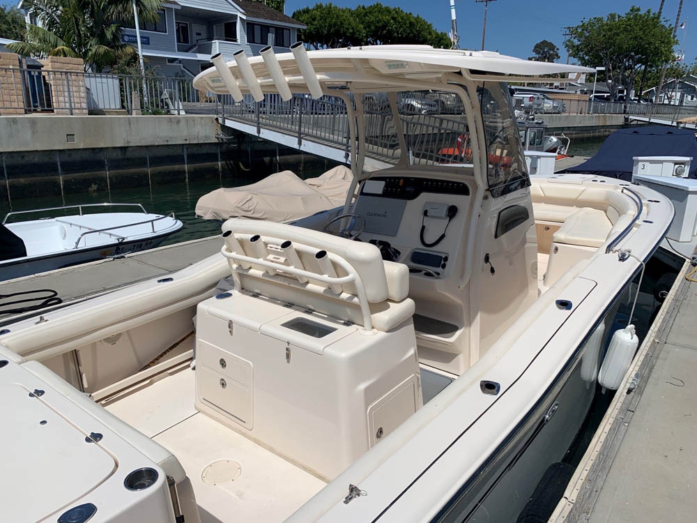 27' Grady White Canyon
