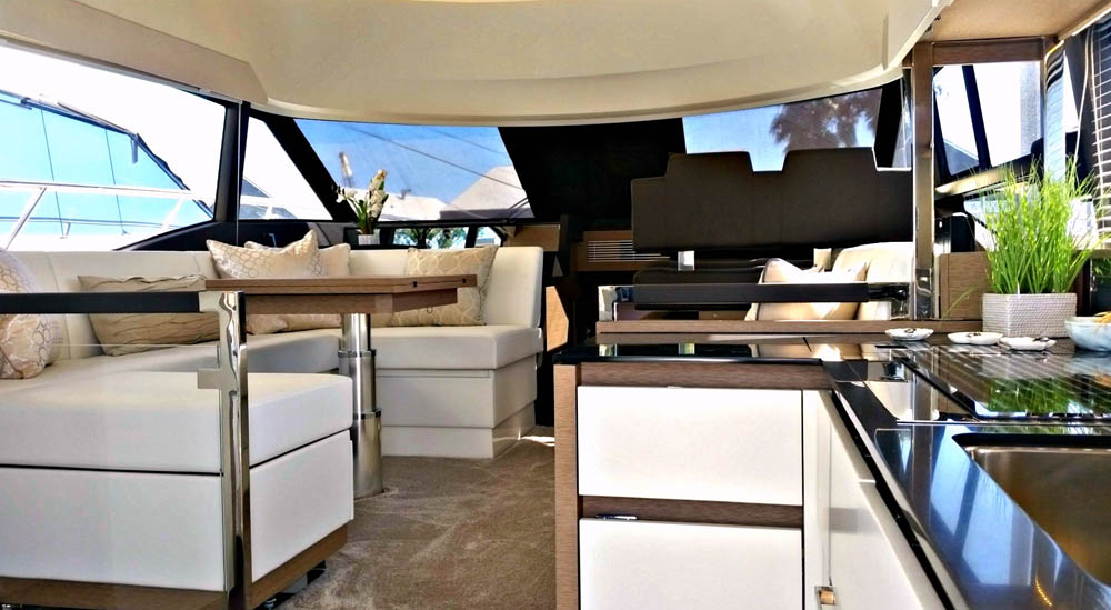 2018 46' Prestige 460FLY