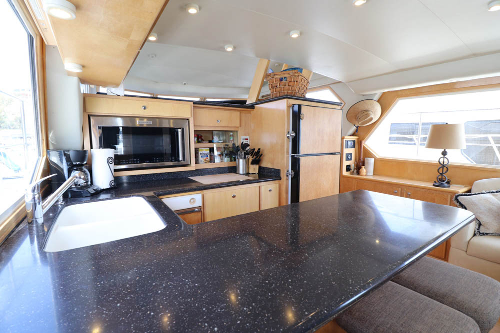 2001 50' Navigator galley