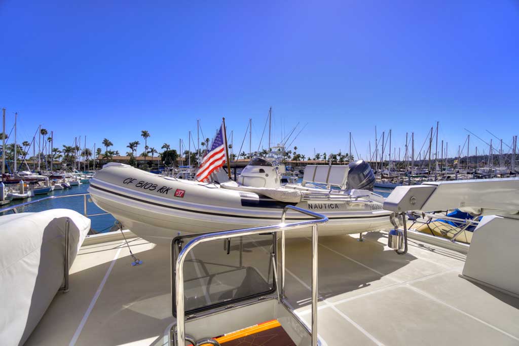 76 offshore motoryacht dingy