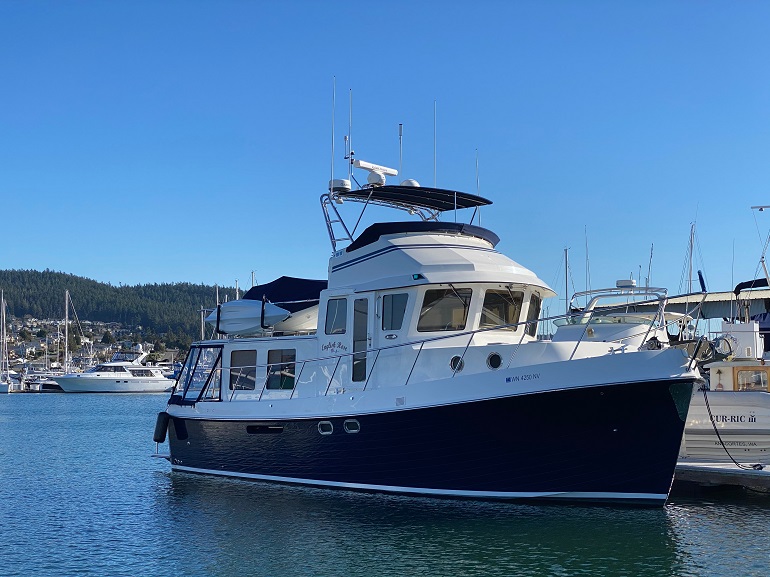 2007 41' American Tug Flybridge