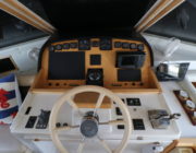 2001 50' Navigator wheel