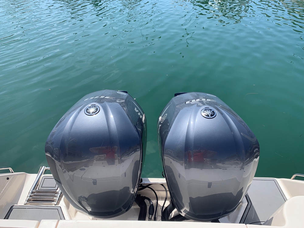 27' Grady White Canyon engines