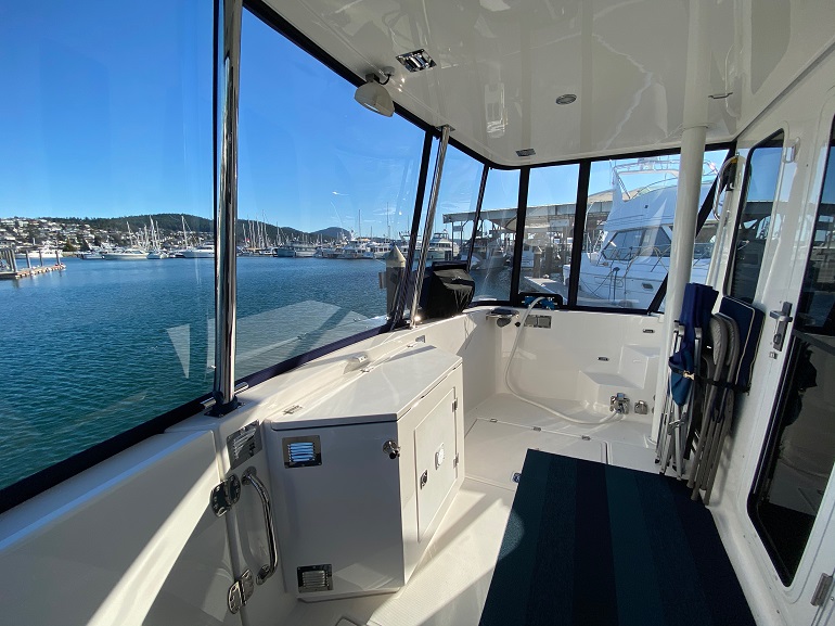 2007 41' American Tug Flybridge