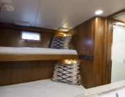 80 offshore pilothouse