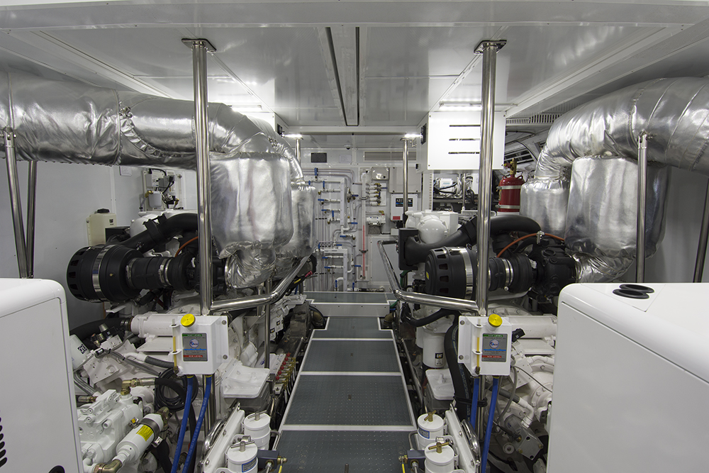80 offshore pilothouse engine room