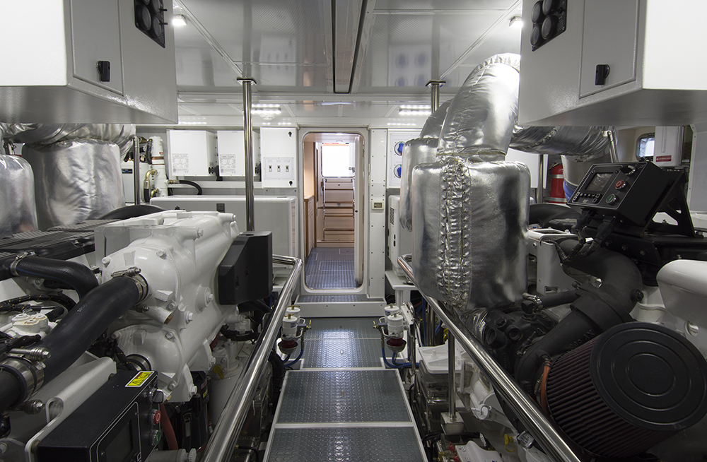 80 offshore pilothouse engine room