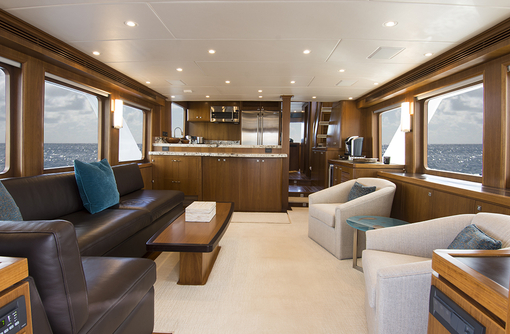 80 offshore pilothouse living area