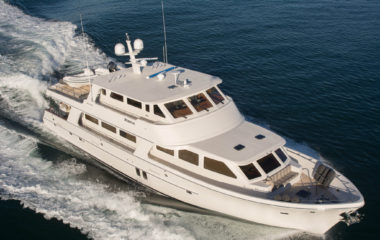 5 Reasons to Upsize Your Yacht