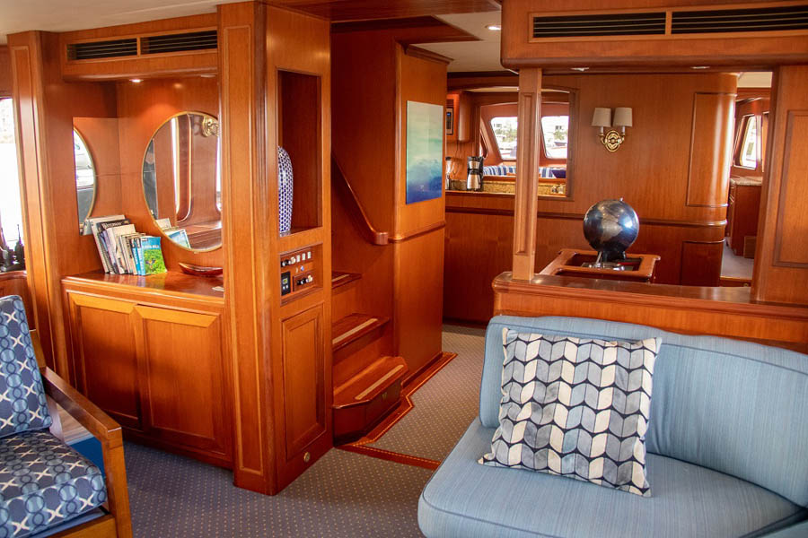 2006-80-foot-offshore-living-quarters-2