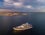 2006-80-foot-offshore-yacht-scene