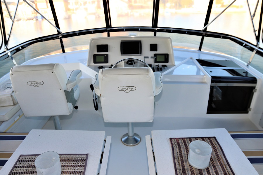 West Bay Sonship 58 Flybridge Helm